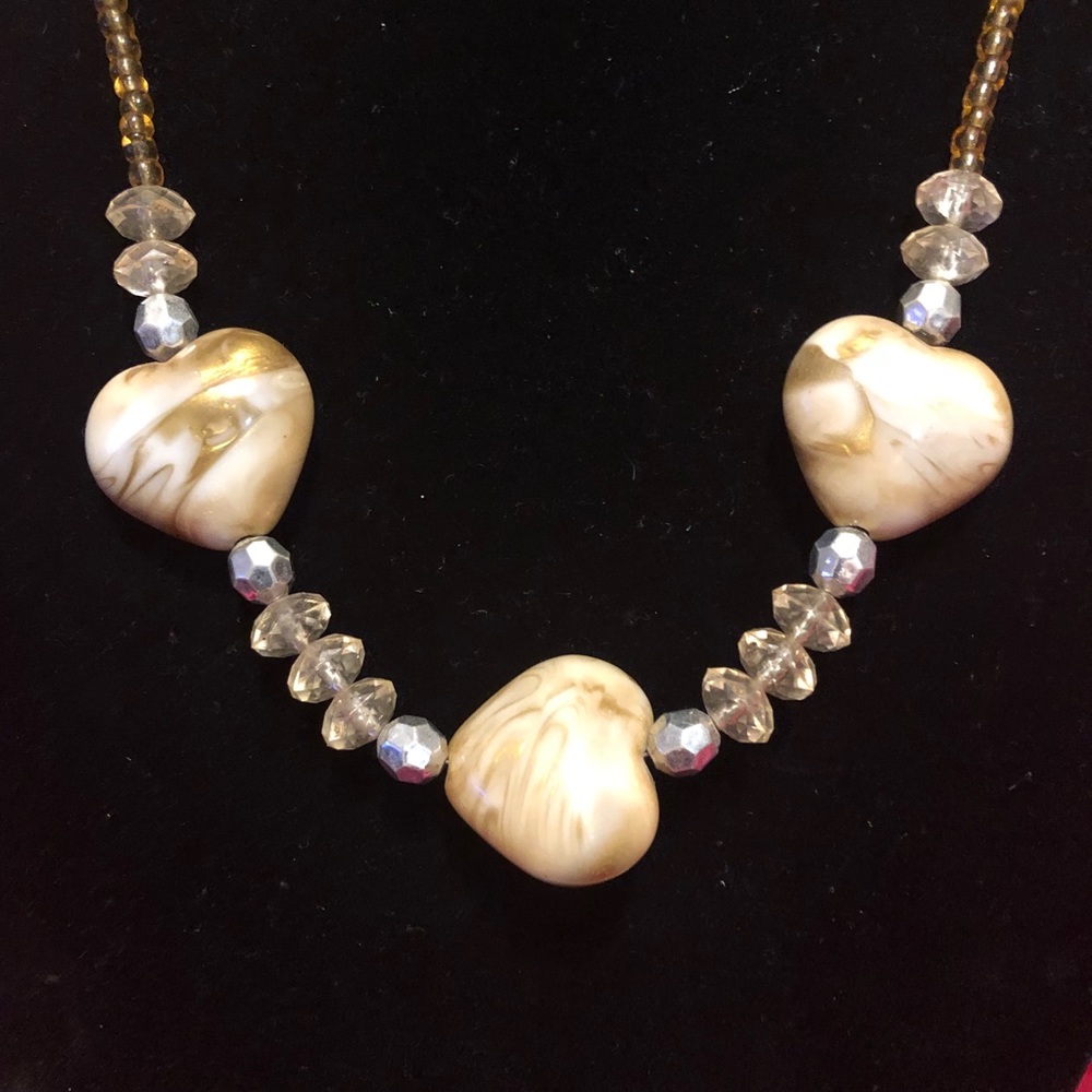 Beaded Faux Stone Heart Necklace Gold Veining on Hearts Valentines Day G… - Picture 2 of 7